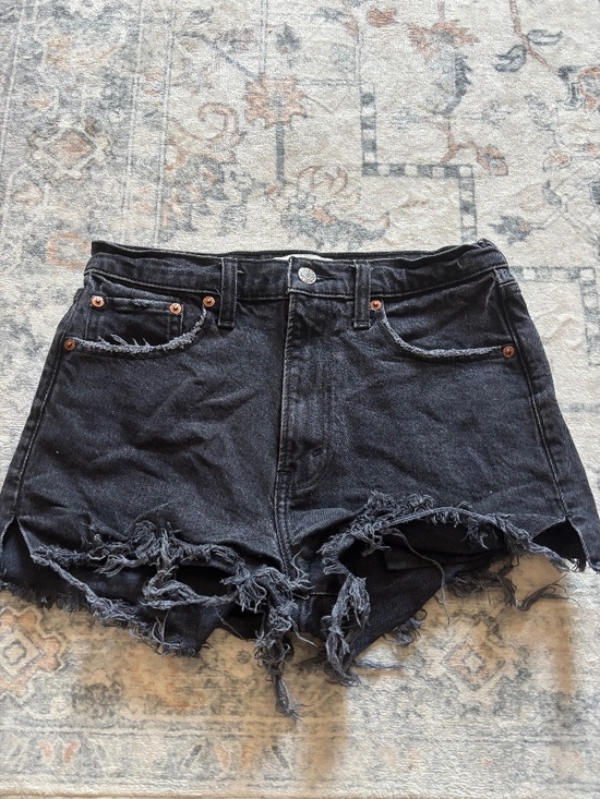 Abercrombie & Fitch Pants - Like new shorts size 26